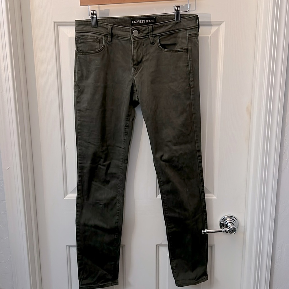 Size 4 Express Olive Green Ankle Skinny Low Rise pant